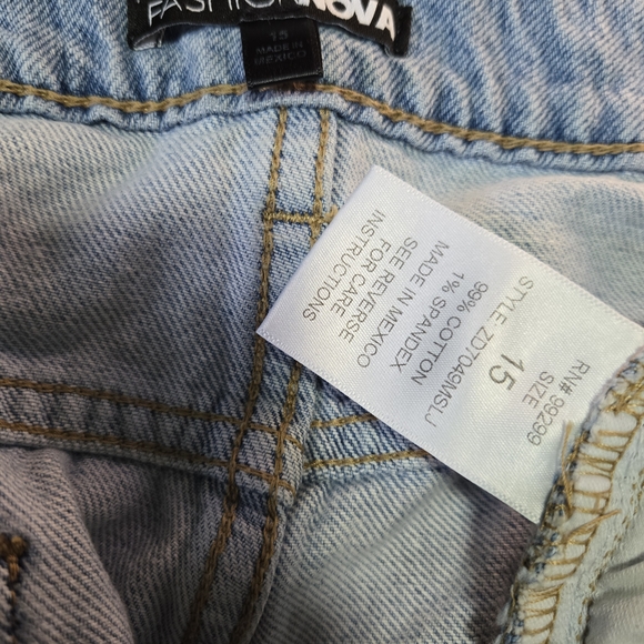 Fashion Nova Light Blue Wide Leg Jeans with Black Horror Graphics - Picture 3 of 3